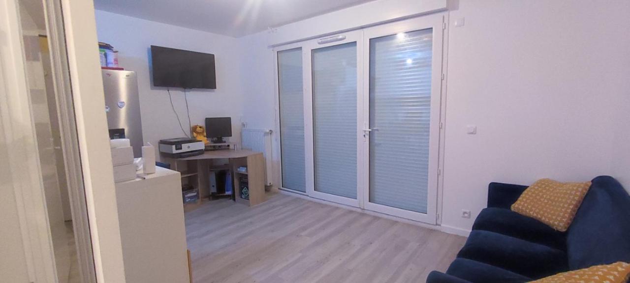 Jolie Appartement Avec Un Jardin Meaux Exterior foto